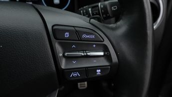 Hyundai KONA PREMIUM