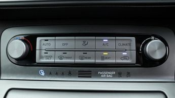 Hyundai KONA PREMIUM SE