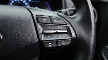 Hyundai KONA PREMIUM SE