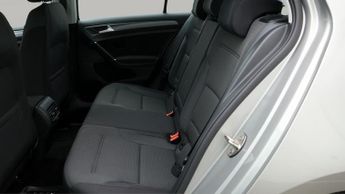Volkswagen e-Golf E-GOLF