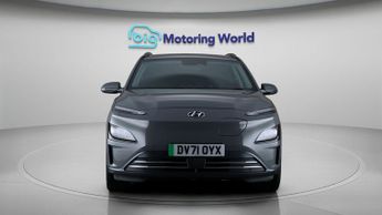 Hyundai KONA PREMIUM