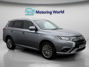 Mitsubishi Outlander PHEV DYNAMIC