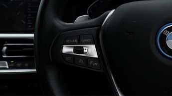 BMW 3 Series 330E SE PRO