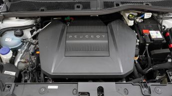 Peugeot E-208 GT PREMIUM