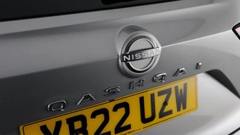 Nissan Qashqai DIG-T ACENTA PREMIUM DCT