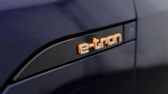 Audi e-tron QUATTRO BLACK EDITION