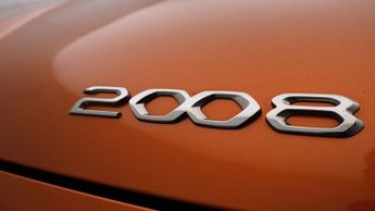 Peugeot E-2008 GT