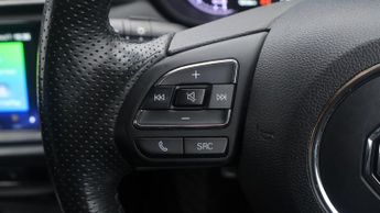 MG MG5 EXCLUSIVE
