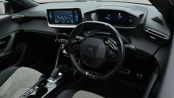 Peugeot E-2008 GT PREMIUM