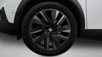 Peugeot E-2008 GT PREMIUM