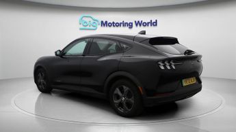 Ford Mustang Mach-E BASE