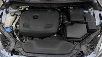 Volvo V40 T3 INSCRIPTION EDITION