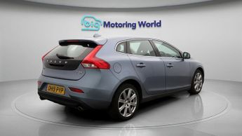 Volvo V40 T3 INSCRIPTION EDITION