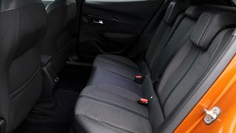 Peugeot E-2008 ALLURE PREMIUM