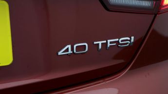 Audi A4 TFSI S LINE
