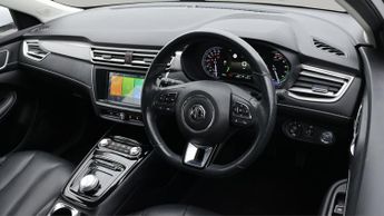 MG MG5 EXCLUSIVE