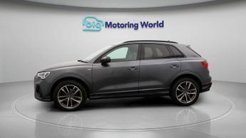 Audi Q3 TFSI S LINE BLACK EDITION