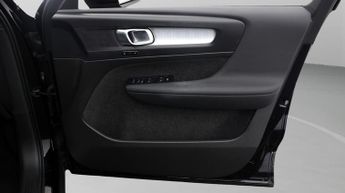 Volvo XC40 RECHARGE T4 PLUS