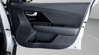 Kia Niro 4 PLUS