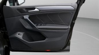 Volkswagen Tiguan R-LINE TECH TDI DSG