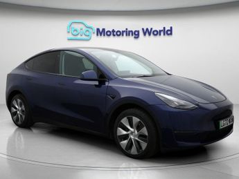 Tesla Model Y LONG RANGE AWD