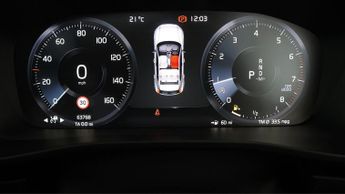 Volvo XC40 T4 R-DESIGN