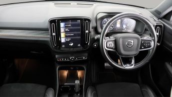 Volvo XC40 T4 R-DESIGN