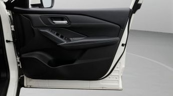 Nissan Qashqai DIG-T N-CONNECTA DCT