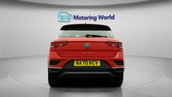 Volkswagen T-Roc SE TSI EVO DSG