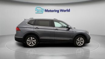 Volkswagen Tiguan Allspace LIFE TSI DSG