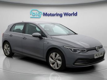 Volkswagen Golf STYLE TSI