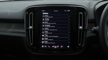 Volvo C40 RECHARGE PRO TWIN AWD