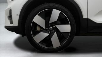 Volvo C40 RECHARGE PRO TWIN AWD