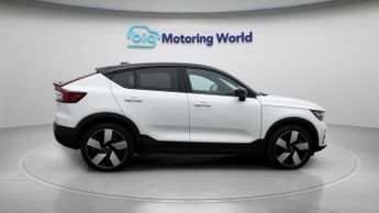 Volvo C40 RECHARGE PRO TWIN AWD