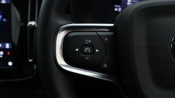 Volvo C40 RECHARGE PRO TWIN AWD