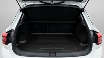 Volkswagen T-Roc LIFE TSI DSG