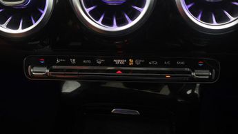 Mercedes-Benz CLA CLA 180 AMG LINE PREMIUM PLUS