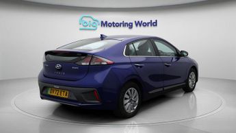 Hyundai IONIQ PREMIUM