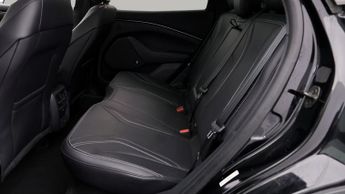 Ford Mustang Mach-E BASE