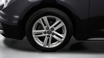 Toyota Corolla ICON TECH
