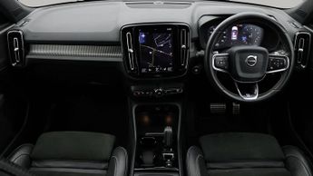 Volvo XC40 T4 R-DESIGN PRO AWD
