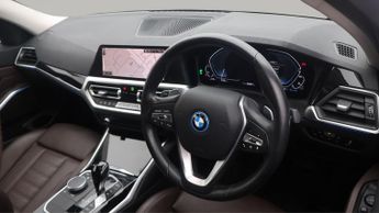 BMW 3 Series 330E SPORT PRO