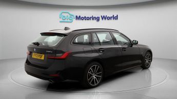 BMW 3 Series 330E SPORT PRO