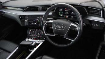 Audi e-tron QUATTRO SPORT