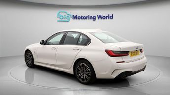 BMW 3 Series 330E M SPORT