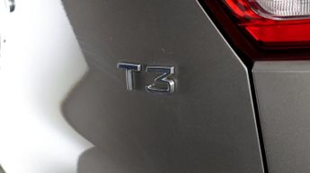 Volvo XC40 T3 MOMENTUM