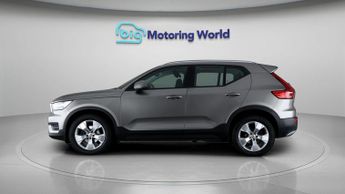 Volvo XC40 T3 MOMENTUM