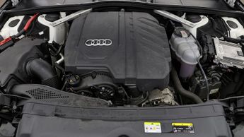Audi A4 Avant AVANT TFSI S LINE BLACK EDITION