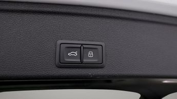 Audi A4 Avant AVANT TFSI S LINE BLACK EDITION