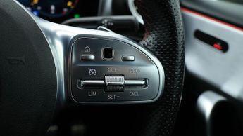 Mercedes-Benz A Class A 200 AMG LINE PREMIUM
